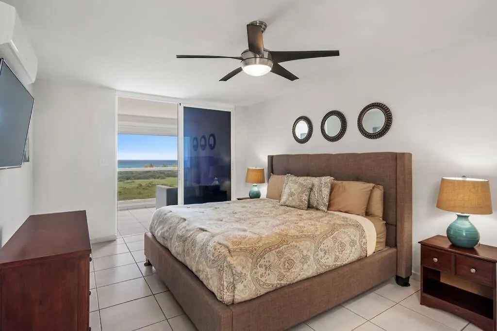 Aqua Alta Penthouse Apartment Luquillo
