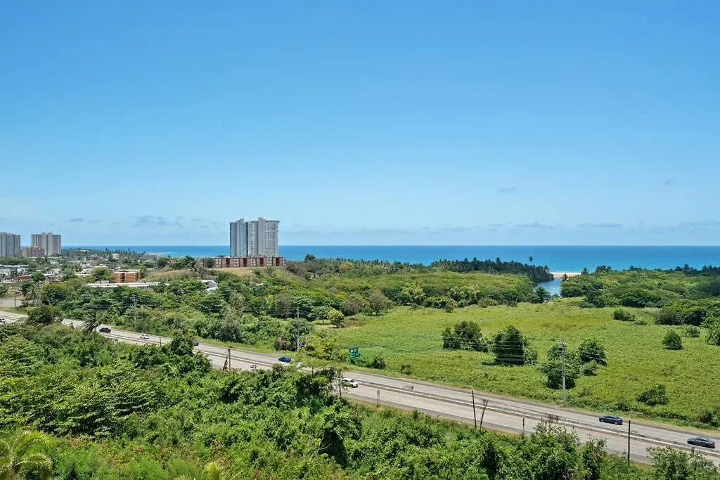 Aqua Alta Penthouse Apartment Luquillo